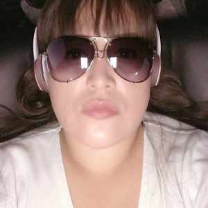 Meet your Posher, Cher